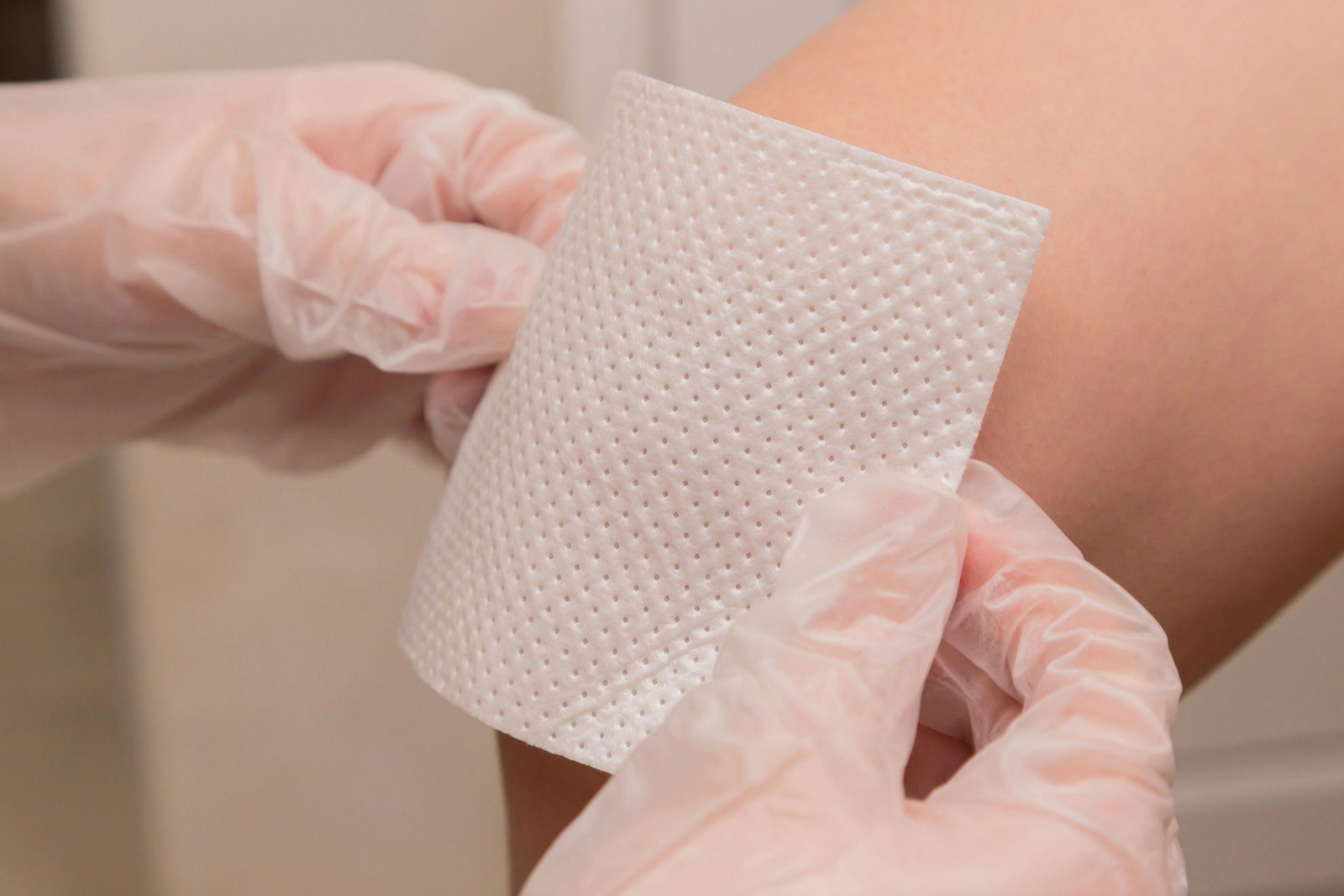Retrait d'une tache de pollen de lys sur un tissu